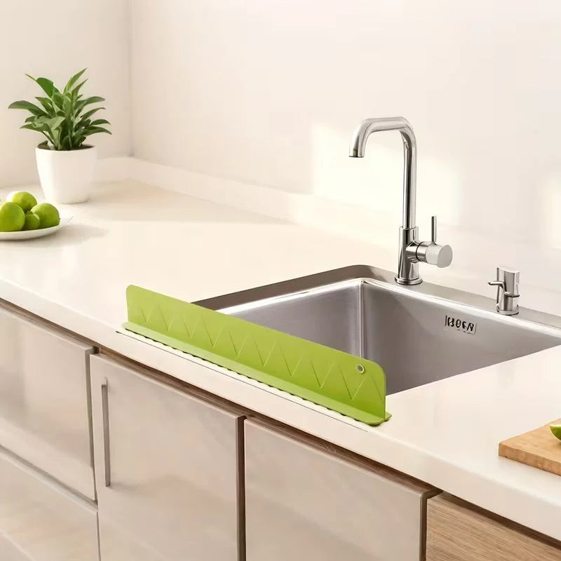 Silicone Kitchen Sink Splash Guard – Anti-Splash Water Protection Baffle